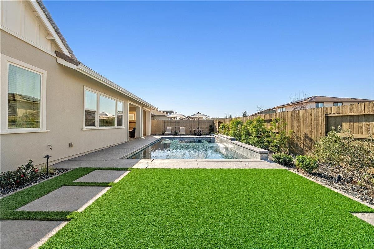 #XXXXhtmlcaption1883174