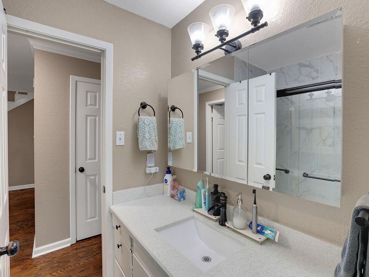 #XXXXhtmlcaption1883245