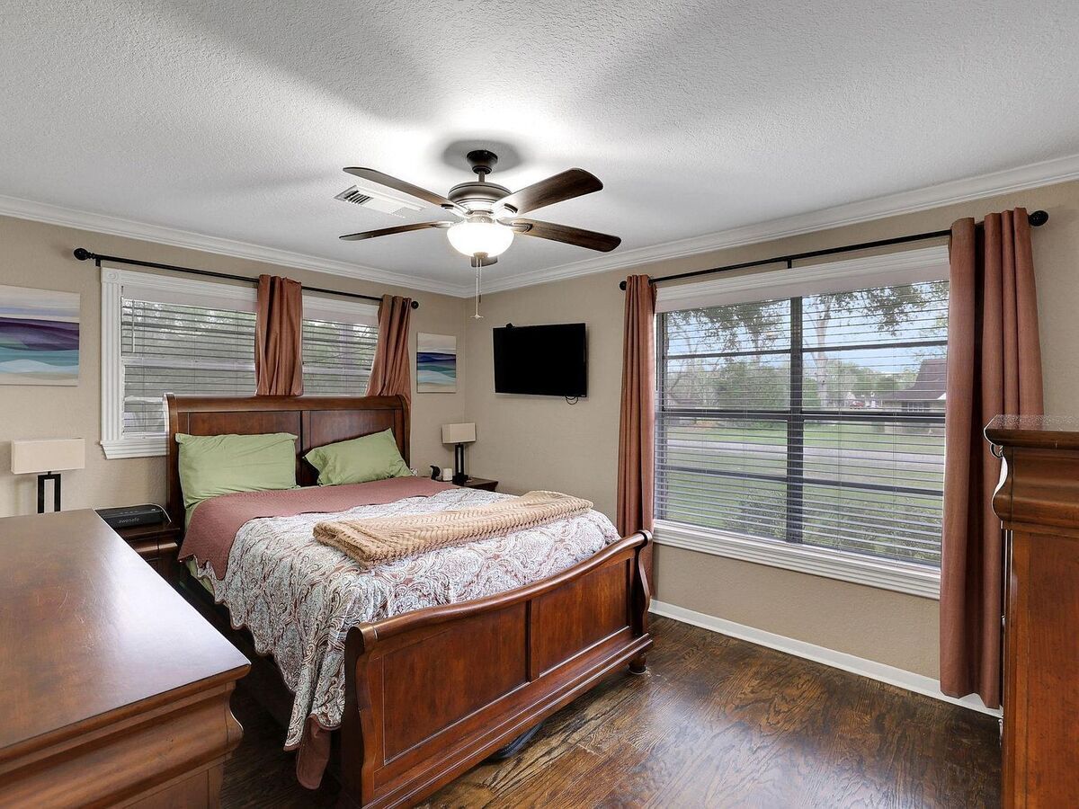 #XXXXhtmlcaption1883243