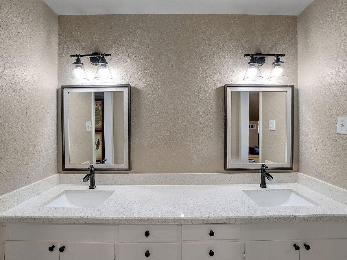 #XXXXhtmlcaption1883259