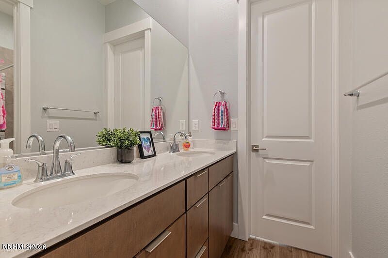 #XXXXhtmlcaption1883500