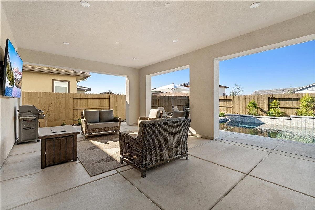 #XXXXhtmlcaption1884129