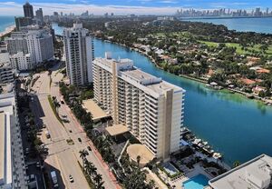 photo 1 of 5600 Collins Ave APT 5C, Miami Beach, FL 33140