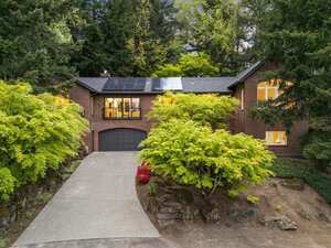 photo 1 of 1430 Southwest Highland Road, Portland, Oregon, 97221