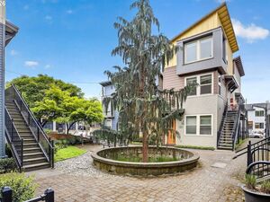 photo 1 of 4309 SE Division St Unit B, Portland, OR 97206