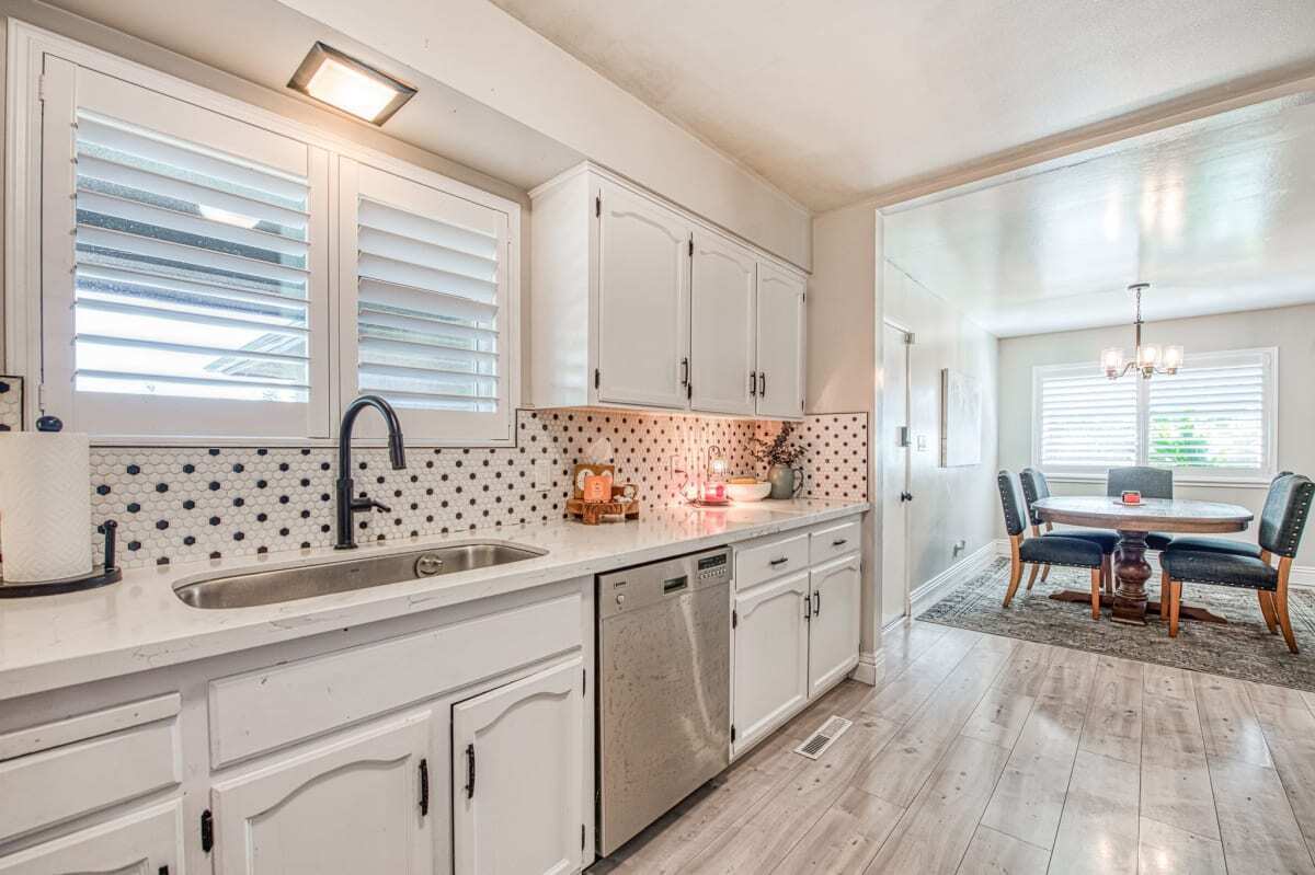 #XXXXhtmlcaption1886537