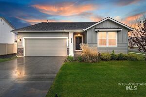 photo 1 of 3949 E Jamestown Dr, Nampa, ID 83686