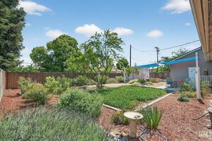 photo 1 of 402 Westwood St, Bakersfield, CA 93309