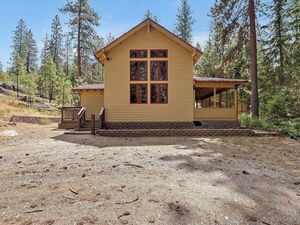 photo 1 of 4325 Highway 231 #G, Springdale, WA 99173