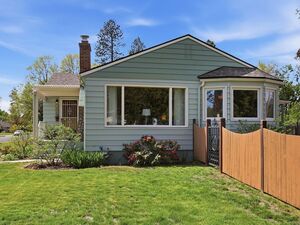 photo 1 of 3534 W Wellesley Ave, Spokane, WA 99205