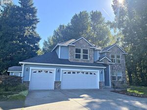 photo 1 of 534 NE South Shore Rd, Portland, OR 97211