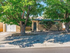 photo 1 of 11413 Snow Heights Blvd NE, Albuquerque, NM 87112