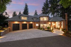 photo 1 of 1949 Cedar Ct, Lake Oswego, OR 97034