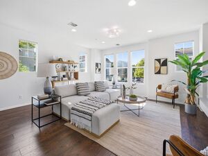 photo 1 of 1502 Nevin Plz, Richmond, CA 94801
