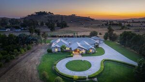photo 1 of 14209 Academy Oaks Ln, Clovis, CA 93619