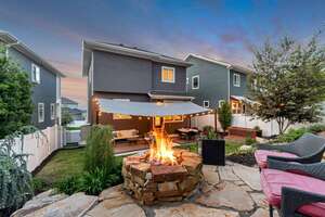 photo 1 of 966 E Deer Arch Ln, Draper, UT 84020