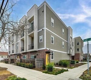 photo 1 of 3348 S St, Sacramento, CA 95816