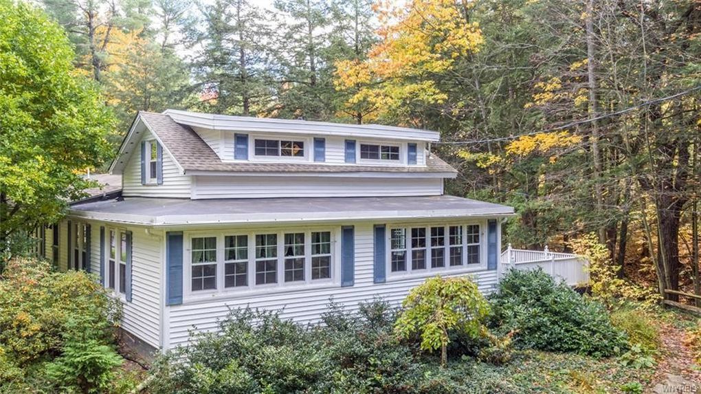 9841 Larkin Rd, Eden, NY 14057 MondoFlyers real estate flyer