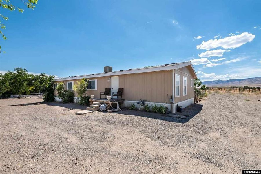 5245 Desert Ln, Stagecoach, NV 89429 MondoFlyers real estate flyer