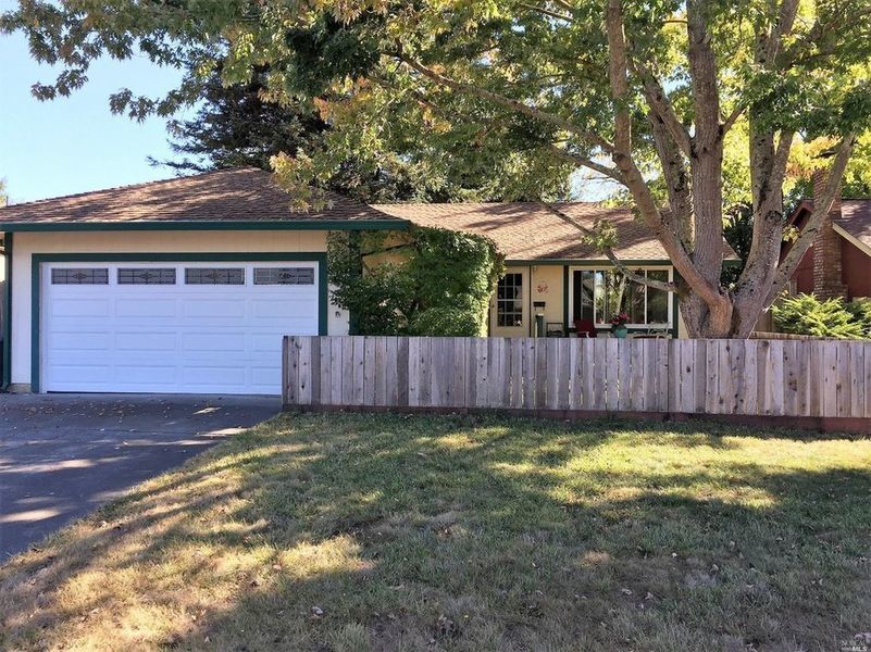 8569 Loretto Ave, Cotati, CA 94931 MondoFlyers real estate flyer