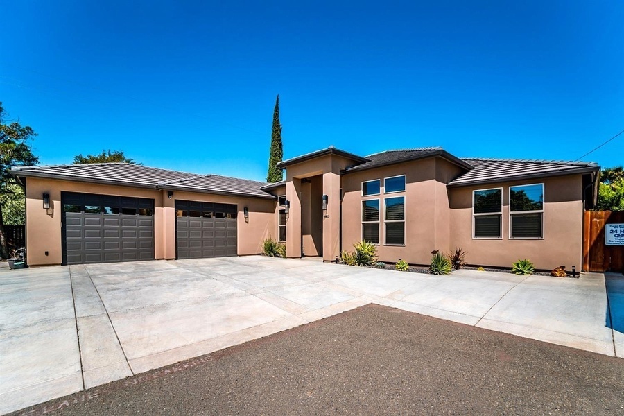 4803 Cypress Ave, Carmichael, CA 95608 MondoFlyers real estate flyer