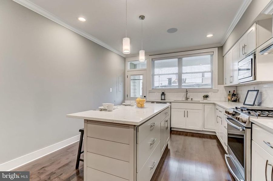 #XXXXhtmlcaption911597